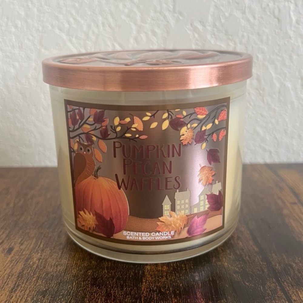 NEW Bath & Body Works Pumpkin Pecan Waffles Candle 14.5 Oz